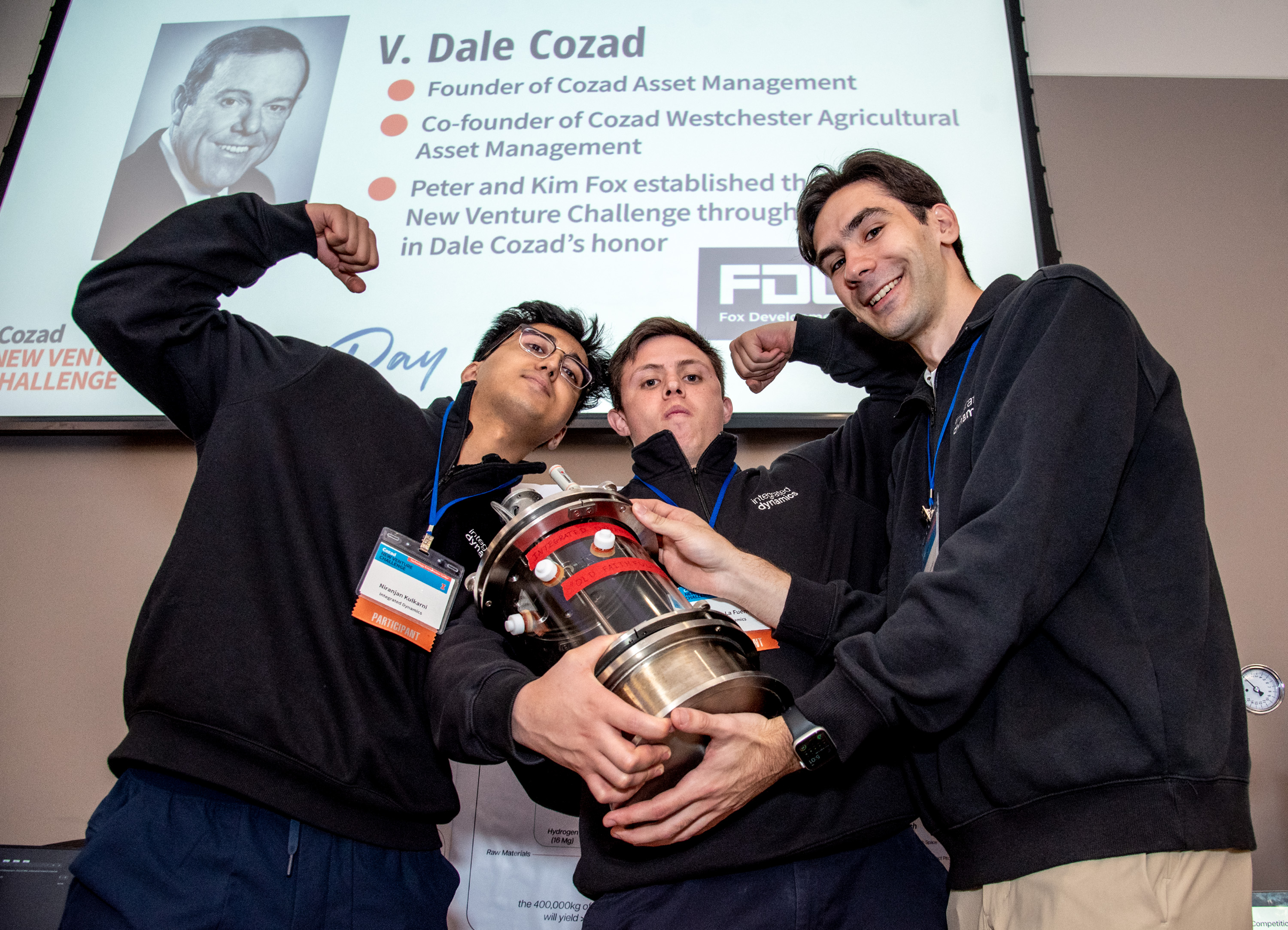 (L-R): Niranjan Jaydeep Kulkarni (Bioengineering), Juan Pablo La Fuente (Finance), and Henry Markarian (ECE)